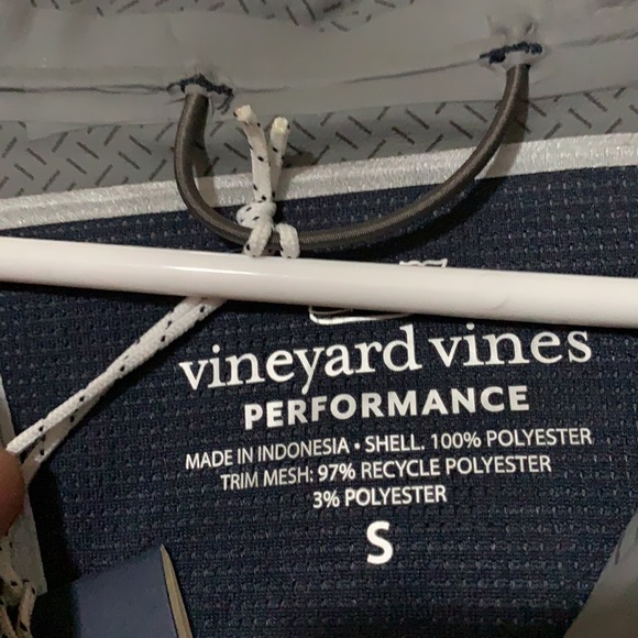 Vineyard Vines Jacket - Picture 3 of 5